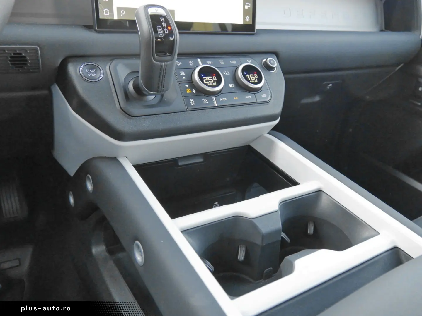 LAND ROVER Defender 110 X-Dynamic SEHeadUpPano