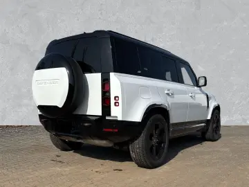LAND ROVER Defender 110 D300 X-Dynamic HSE  Standh HuD AHK