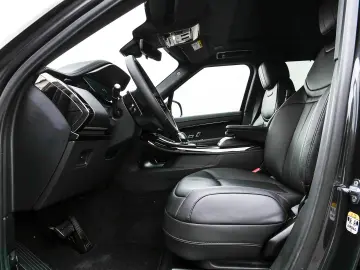 LAND ROVER Range Rover Sport D300 3.0 Dynamic HSE
