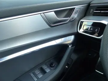 AUDI A6 Avant V6 3.0 TDI quattro Tiptronic  LED B&O