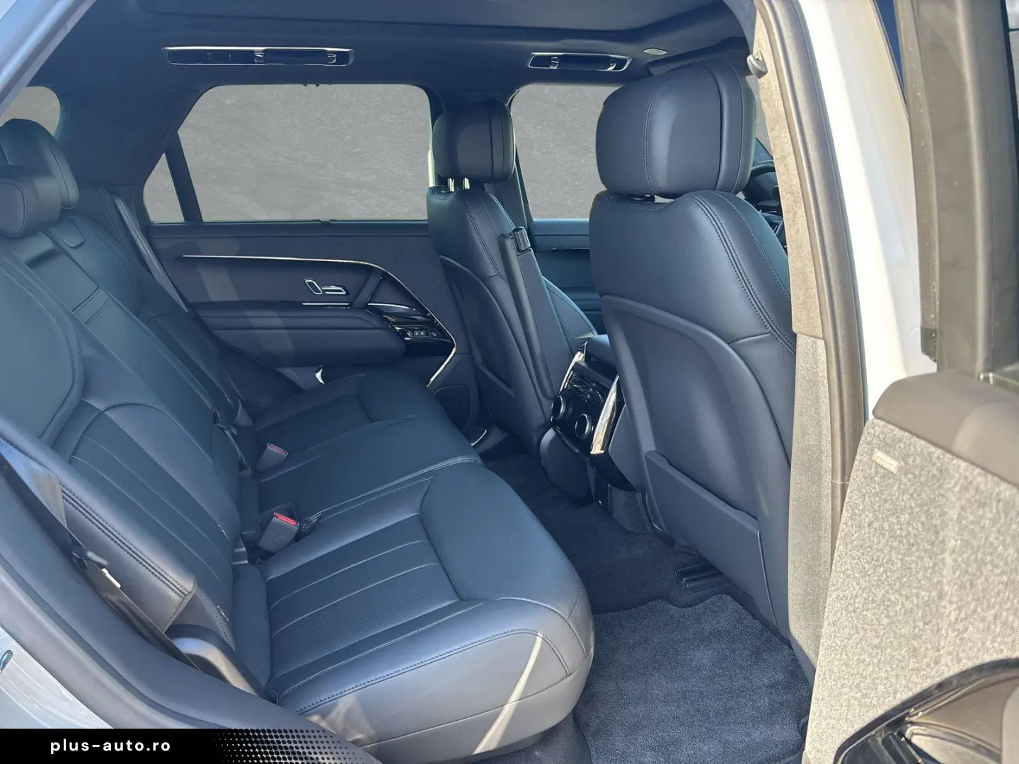 LAND ROVER Range Rover P550e Autobiography AHK Standh.Black