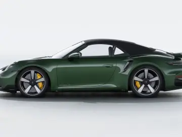 Porsche 911 Turbo S 992.2 Burmester Exclusive STOCK
