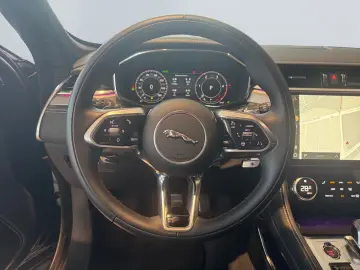 JAGUAR F-Pace D200 AWD R-Dynamic SE  Meridian ACC Memor