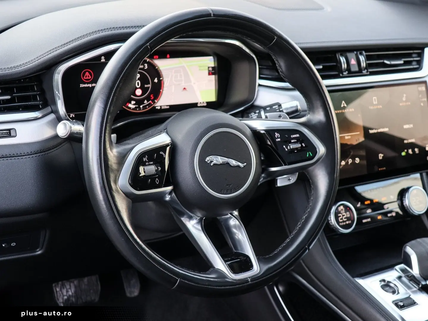 JAGUAR F-PACE D200 S AWD Schiebedach  el. AHK  12 3  TF