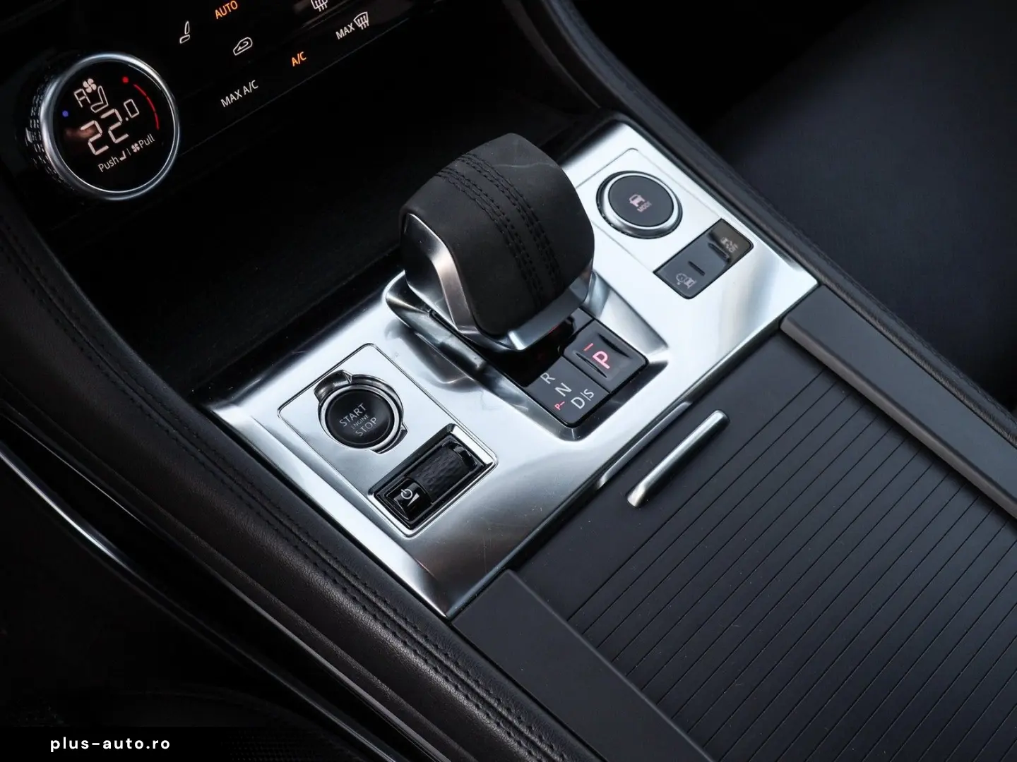 JAGUAR F-PACE D200 S AWD Schiebedach  el. AHK  12 3  TF