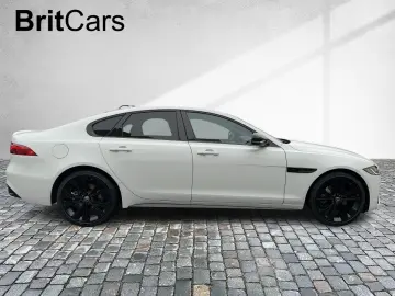 JAGUAR XF Diesel D200 R-Dynamic SE WinterPak Pano 20&hellip;