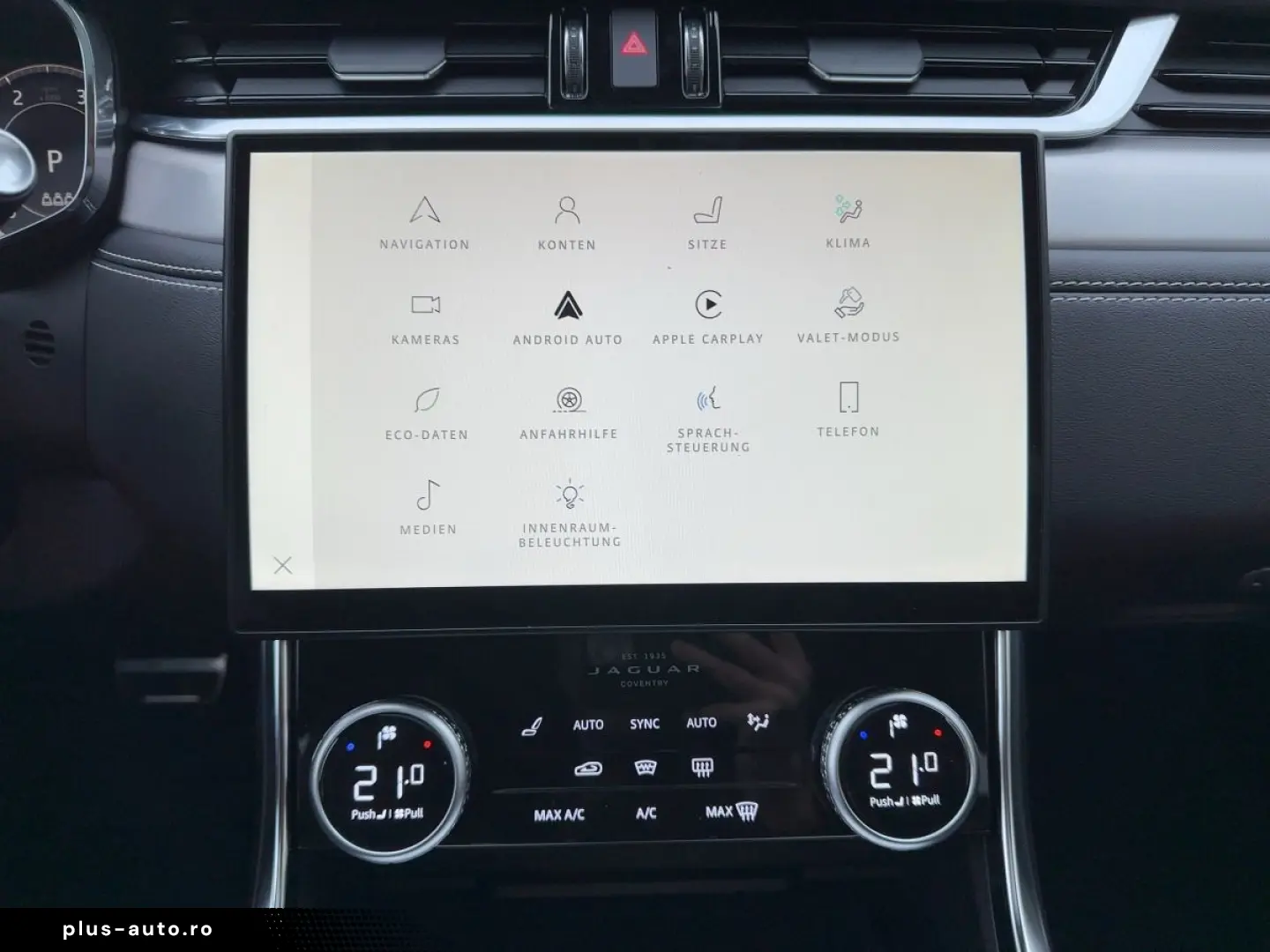 JAGUAR XF Diesel D200 R-Dynamic SE WinterPak Pano 20&hellip;