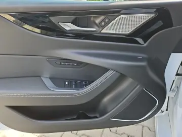 JAGUAR XE P250 R-Dynamic HSE Matrix-LED ACC Apple eGSD