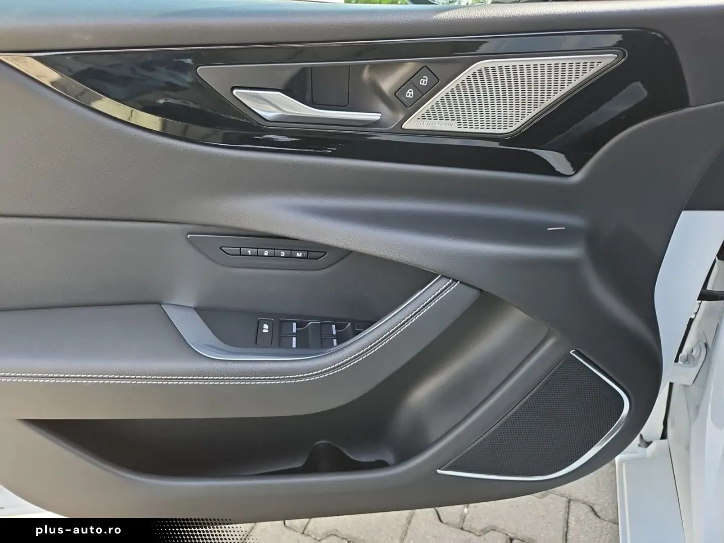 JAGUAR XE P250 R-Dynamic HSE Matrix-LED ACC Apple eGSD