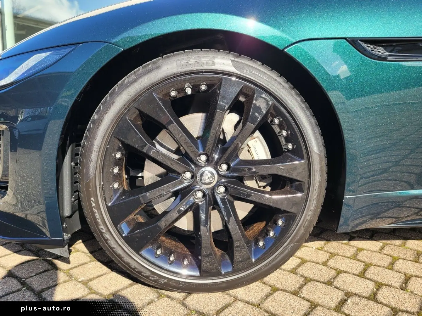 JAGUAR F-Type P300 R-Dynamic Coupé Black-Pack Klima-Pak