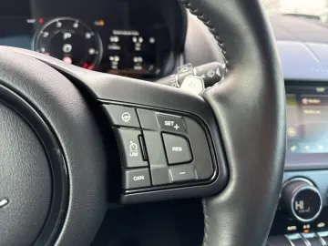 JAGUAR F-Type P300 R-DYNAMIC COUPE SHZ LMF BLACKPACK