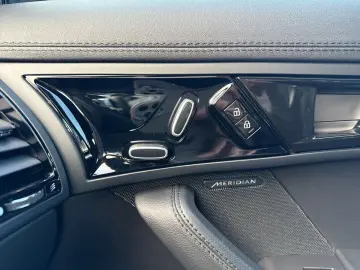 JAGUAR F-Type P300 R-DYNAMIC COUPE SHZ LMF BLACKPACK