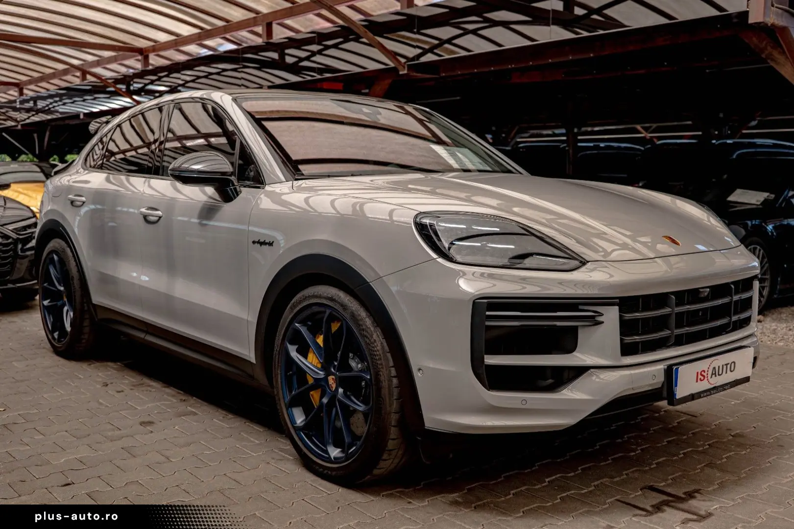 PORSCHE Cayenne Turbo E-Hybrid mit GT-Paket