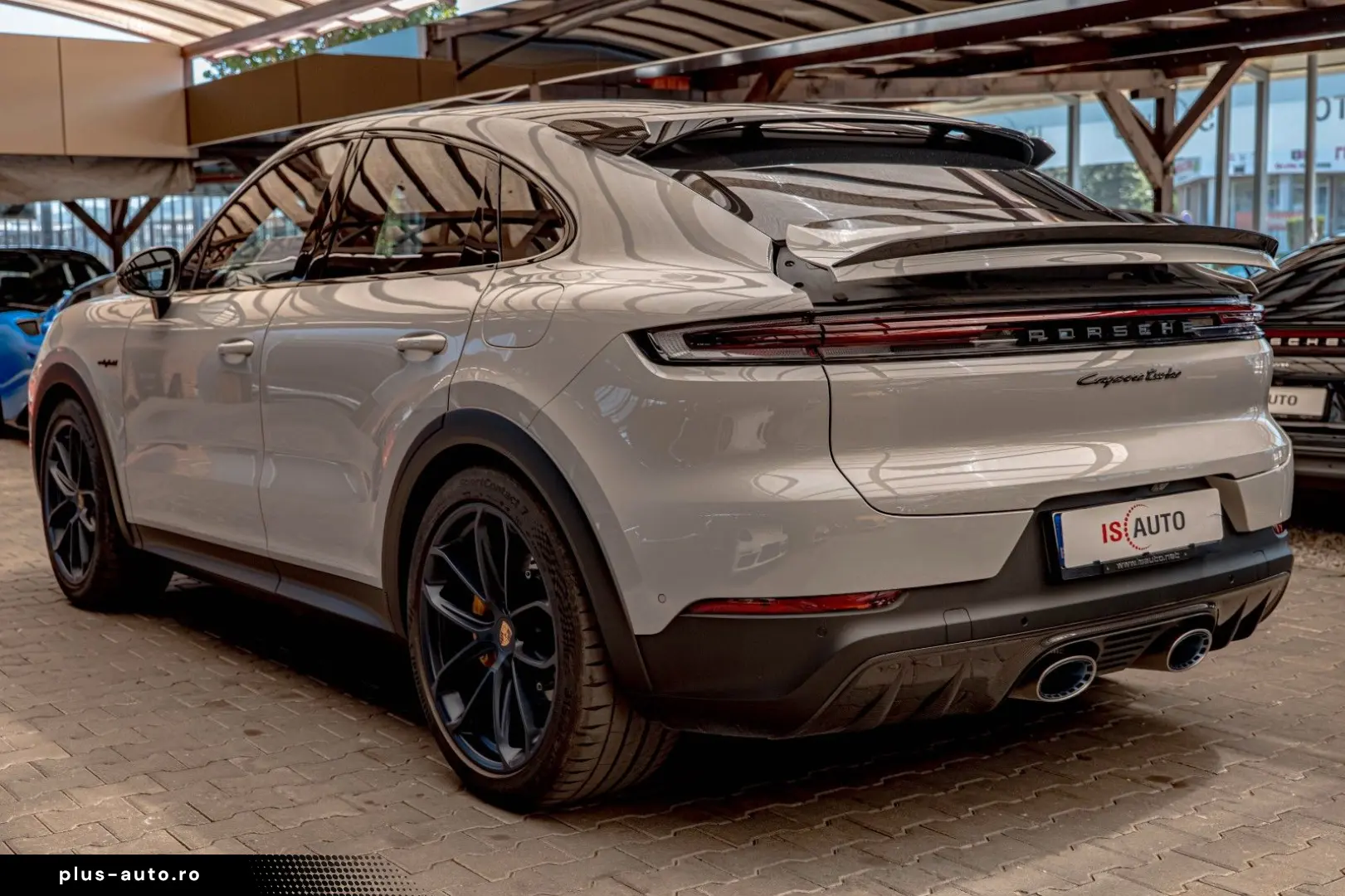 PORSCHE Cayenne Turbo E-Hybrid mit GT-Paket