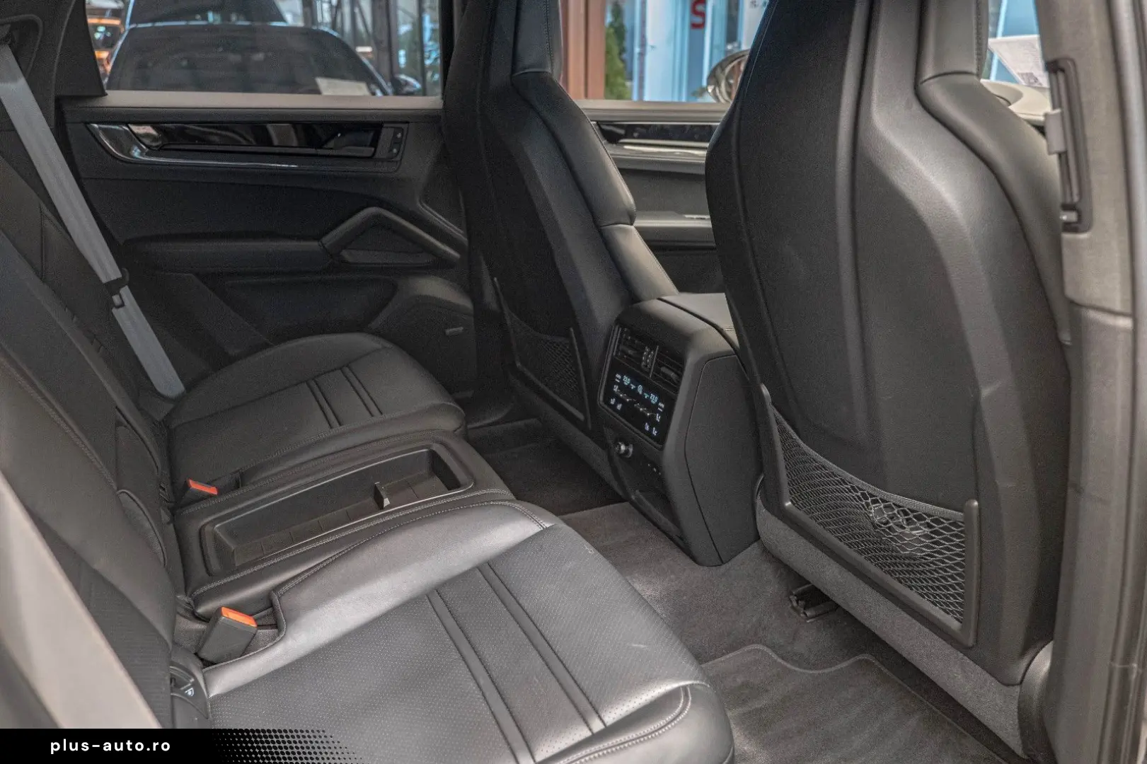 PORSCHE Cayenne Turbo E-Hybrid mit GT-Paket