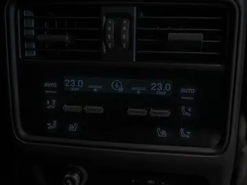 PORSCHE Cayenne Turbo E-Hybrid mit GT-Paket