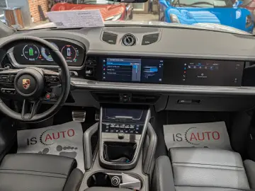 PORSCHE Cayenne Turbo E-Hybrid mit GT-Paket