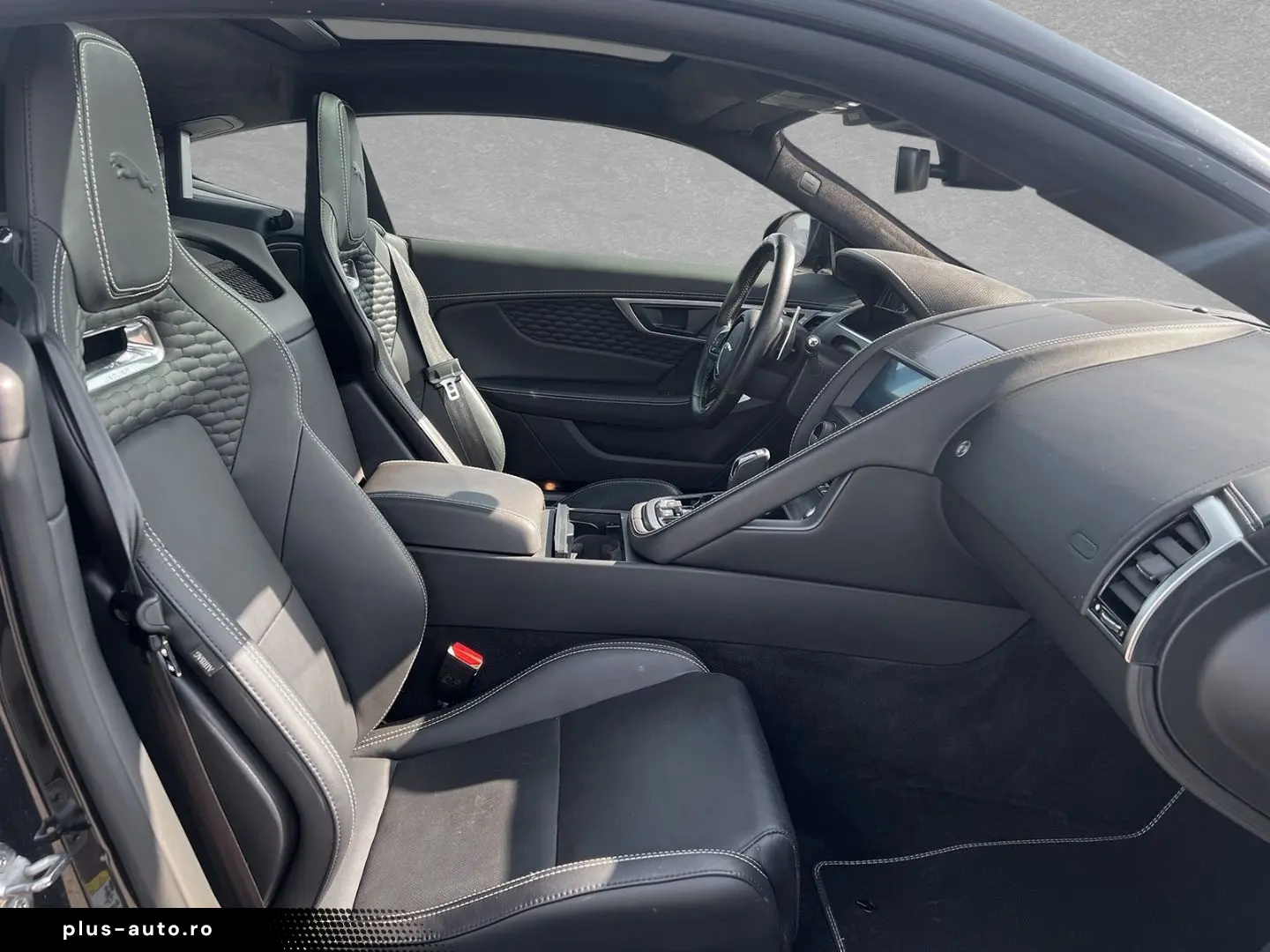 JAGUAR F-Type P450 Coupe R-Dynamic Black  Klima-Paket P