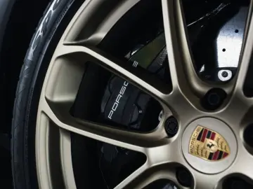 PORSCHE Cayenne Coupe Turbo E-Hybrid mit GT-Paket
