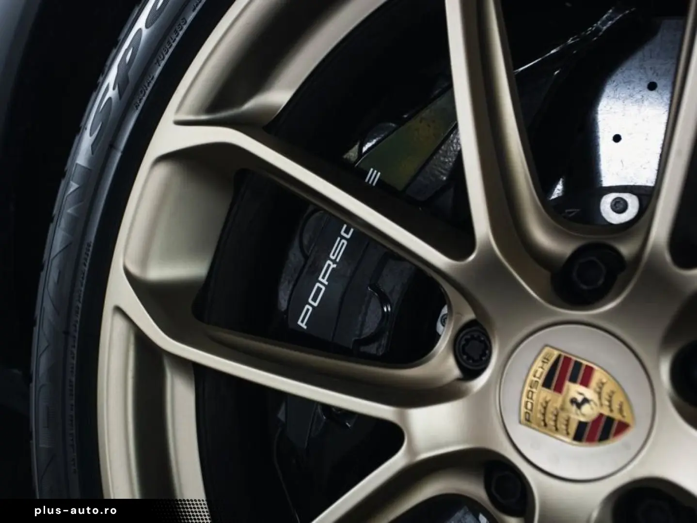 PORSCHE Cayenne Coupe Turbo E-Hybrid mit GT-Paket