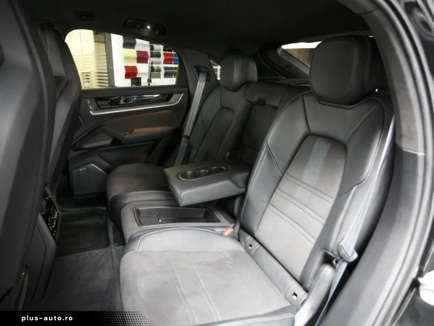 PORSCHE Cayenne Coupe Turbo E-Hybrid mit GT-Paket
