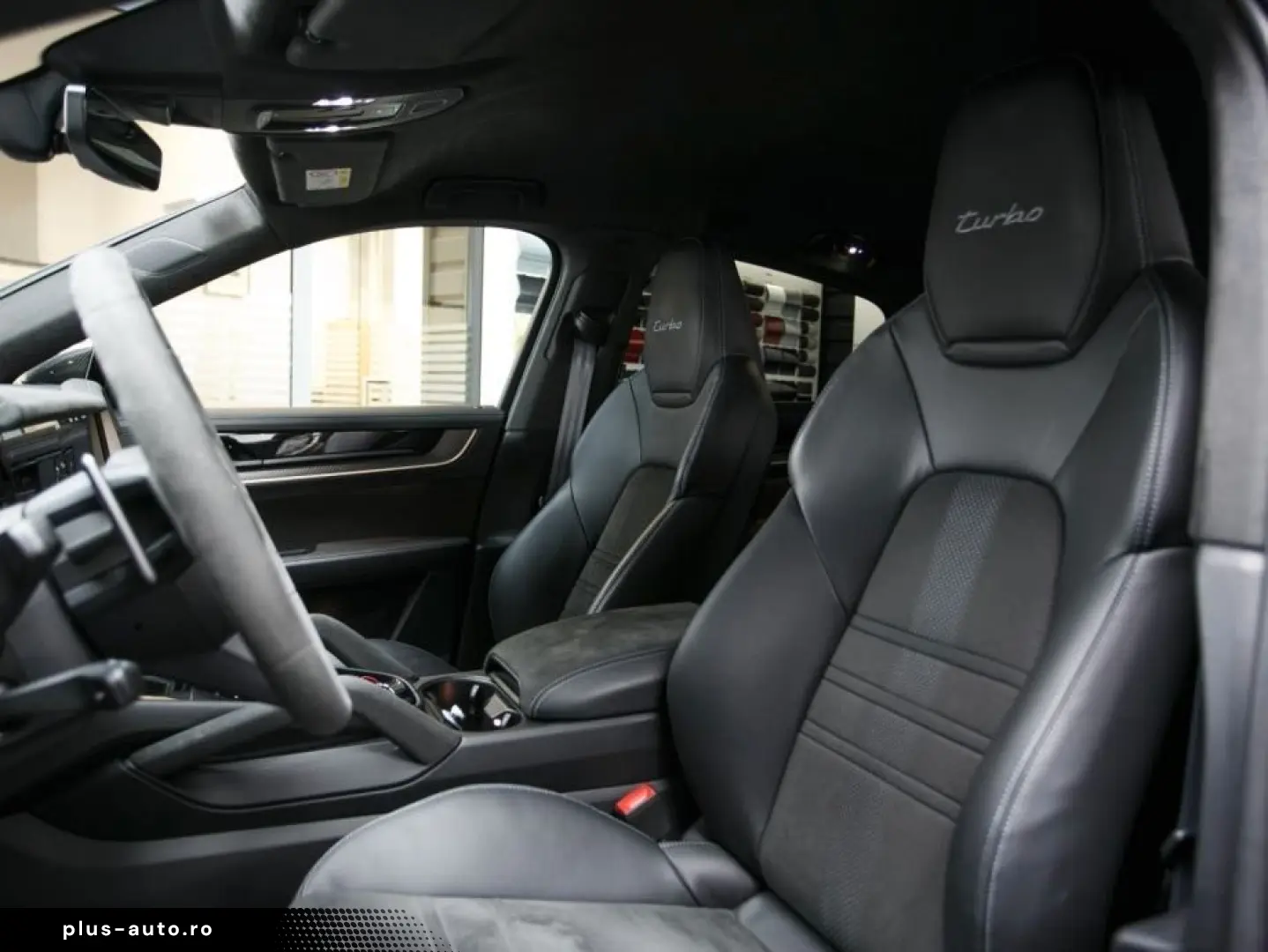 PORSCHE Cayenne Coupe Turbo E-Hybrid mit GT-Paket