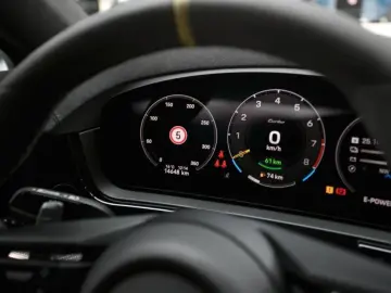 PORSCHE Cayenne Coupe Turbo E-Hybrid mit GT-Paket
