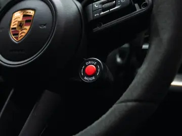 PORSCHE Cayenne Coupe Turbo E-Hybrid mit GT-Paket