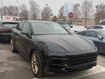 PORSCHE Cayenne Coupe Turbo E-Hybrid mit GT-Paket