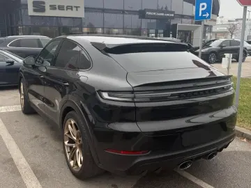 PORSCHE Cayenne Coupe Turbo E-Hybrid mit GT-Paket