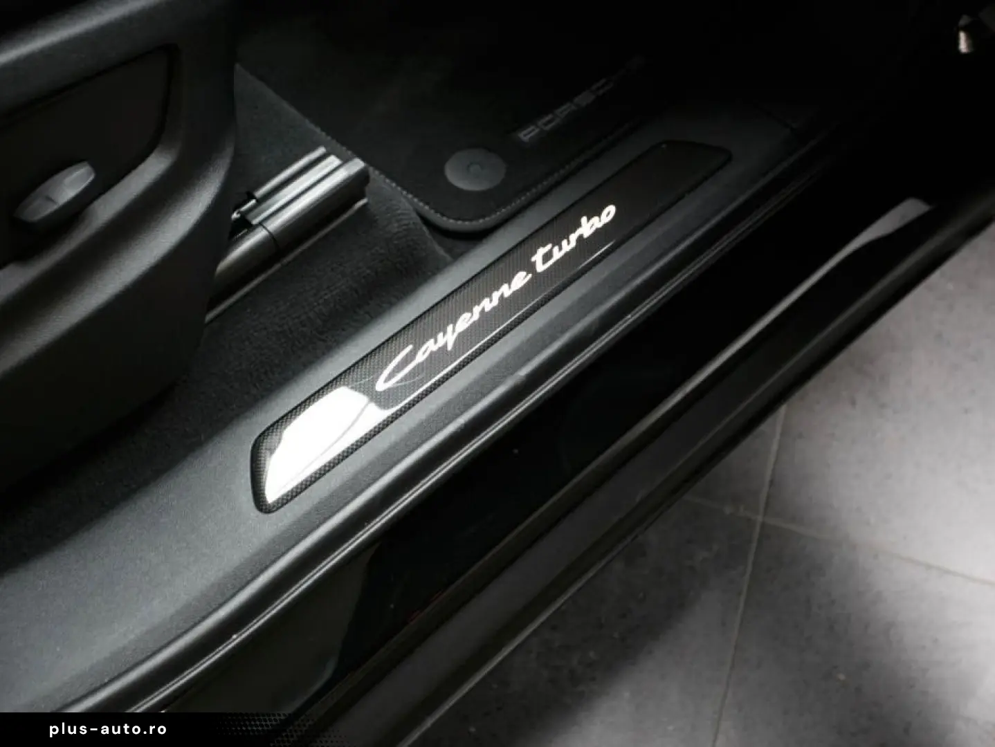 PORSCHE Cayenne Coupe Turbo E-Hybrid mit GT-Paket