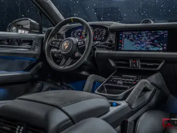 Porsche Cayenne Turbo E-Hyb Coupé GT-package 2026 Crayon