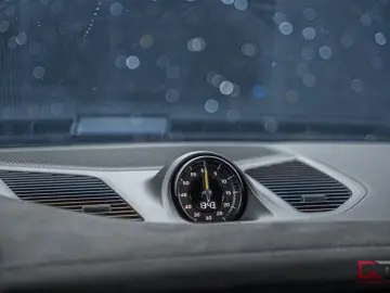 Porsche Cayenne Turbo E-Hyb Coupé GT-package 2026 Crayon