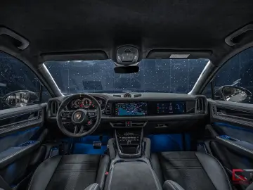 Porsche Cayenne Turbo E-Hyb Coupé GT-package 2026 Crayon