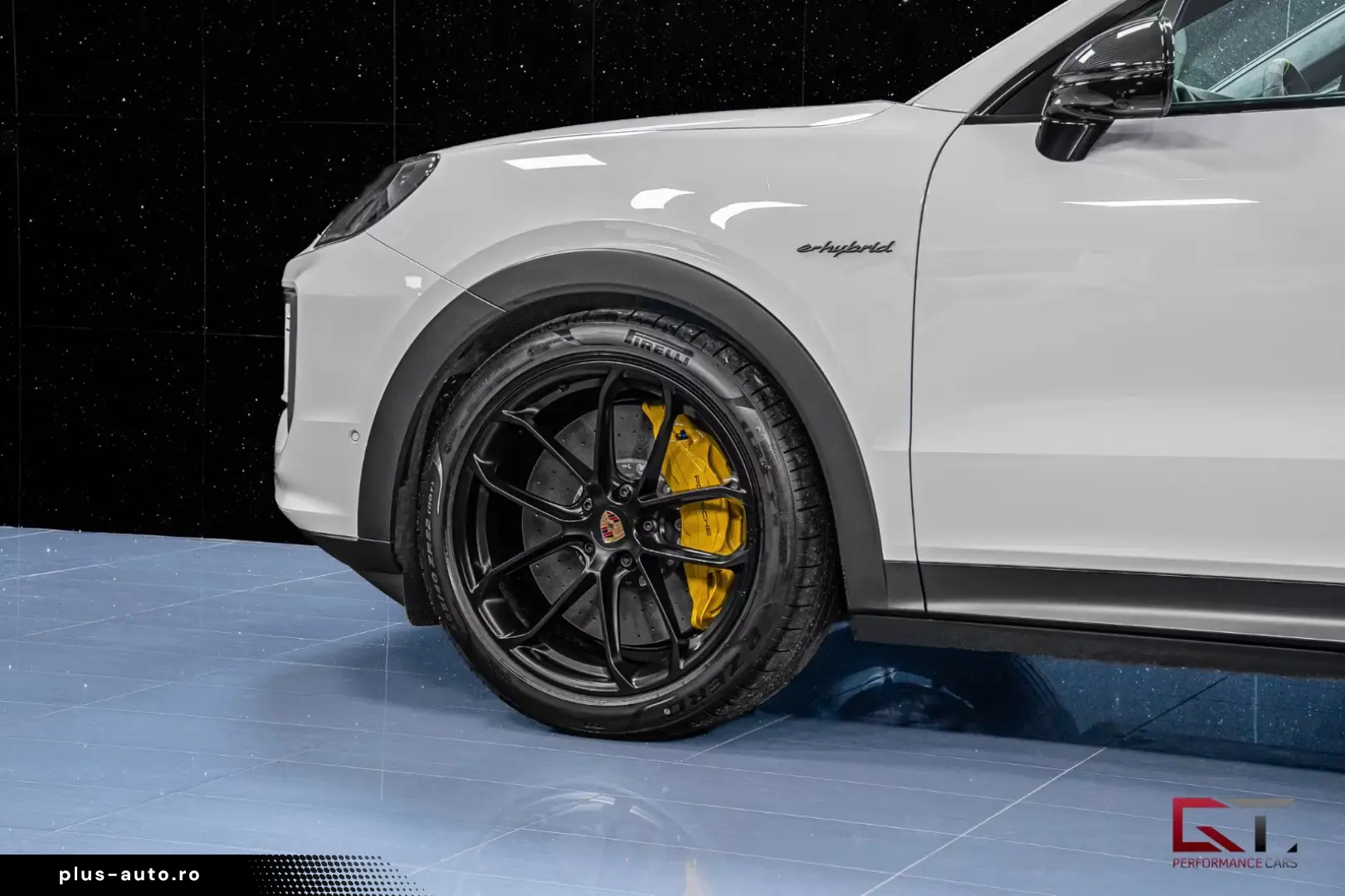 Porsche Cayenne Turbo E-Hyb Coupé GT-package 2026 Crayon