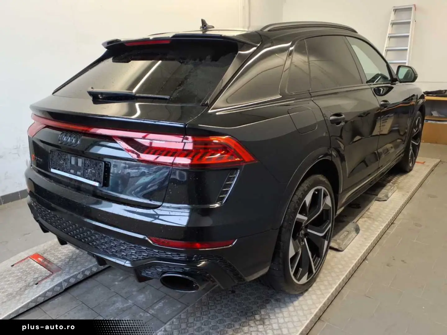 AUDI RSQ8 Keramik V-Max RS-AGA Pano HUD HD-Matrix B&O