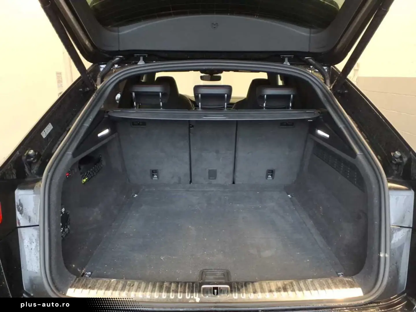 AUDI RSQ8 Keramik V-Max RS-AGA Pano HUD HD-Matrix B&O