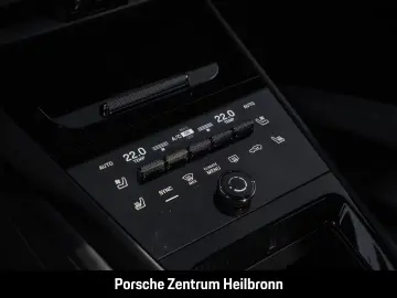 Porsche Cayenne Turbo E-Hybrid Coupe GT-Paket Head-Up