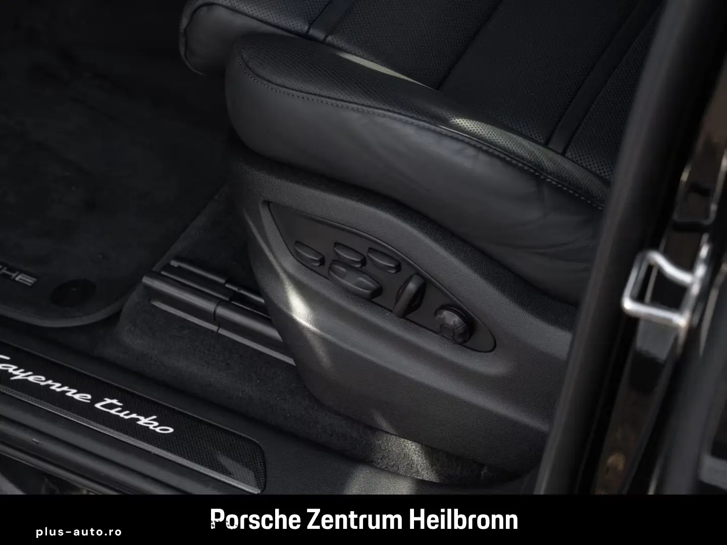 Porsche Cayenne Turbo E-Hybrid Coupe GT-Paket Head-Up