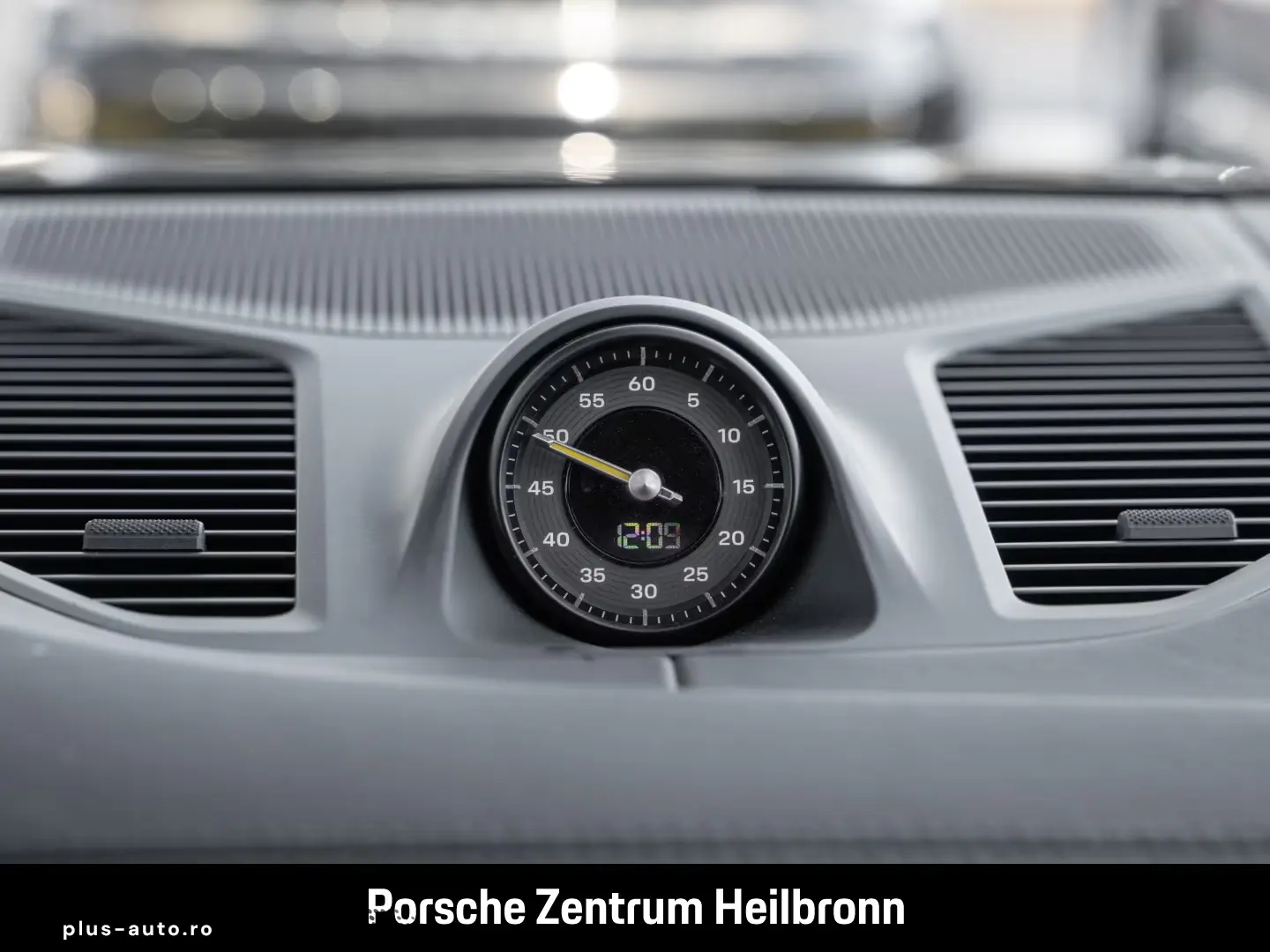 Porsche Cayenne Turbo E-Hybrid Coupe GT-Paket Head-Up