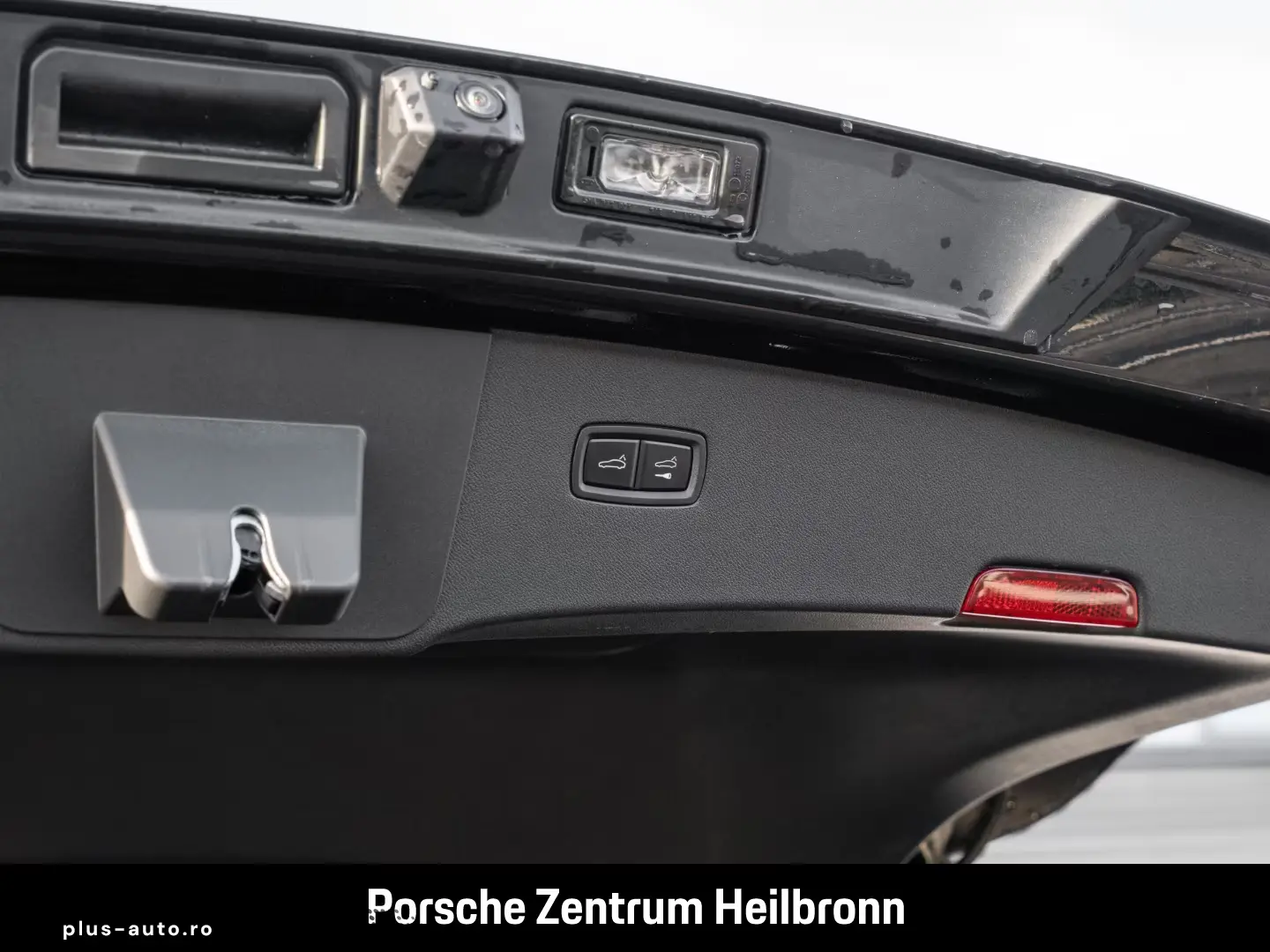 Porsche Cayenne Turbo E-Hybrid Coupe GT-Paket Head-Up