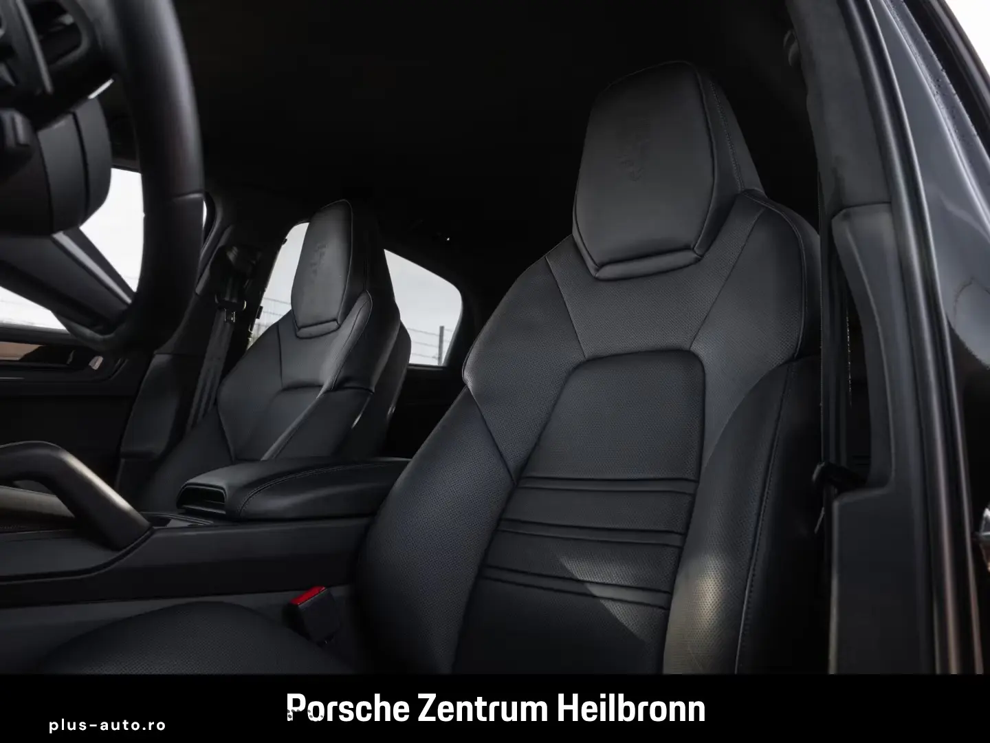 Porsche Cayenne Turbo E-Hybrid Coupe GT-Paket Head-Up