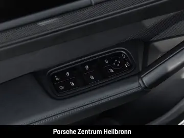Porsche Cayenne Turbo E-Hybrid Coupe GT-Paket Head-Up