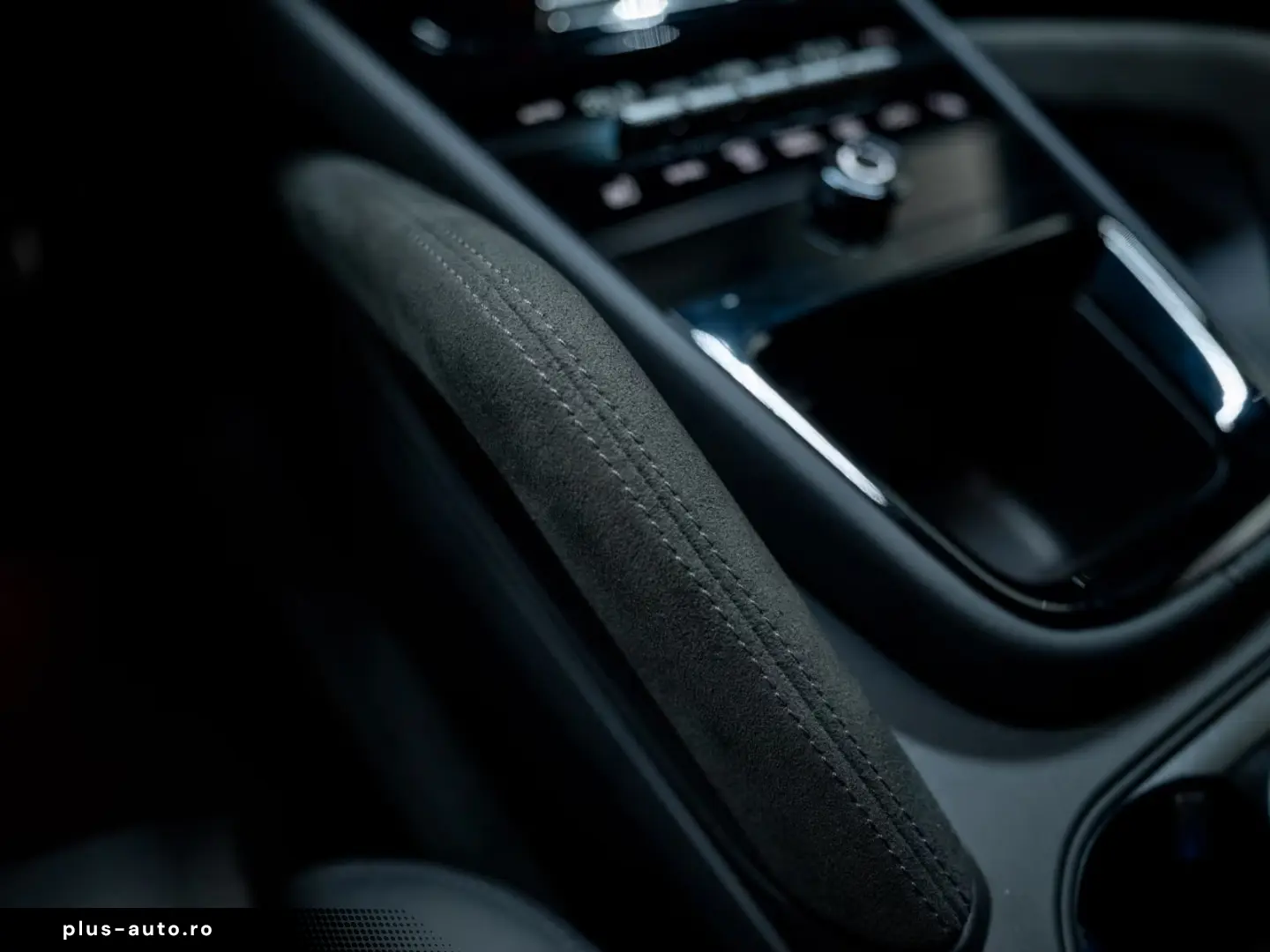 Porsche Cayenne Coupe Turbo E-Hybrid   PTS   GT PACKAGE