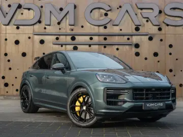 Porsche Cayenne Coupe Turbo E-Hybrid   PTS   GT PACKAGE
