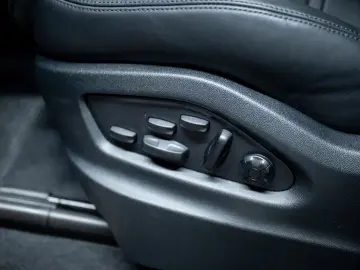 Porsche Cayenne Coupe Turbo E-Hybrid   PTS   GT PACKAGE