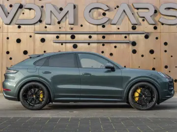 Porsche Cayenne Coupe Turbo E-Hybrid   PTS   GT PACKAGE