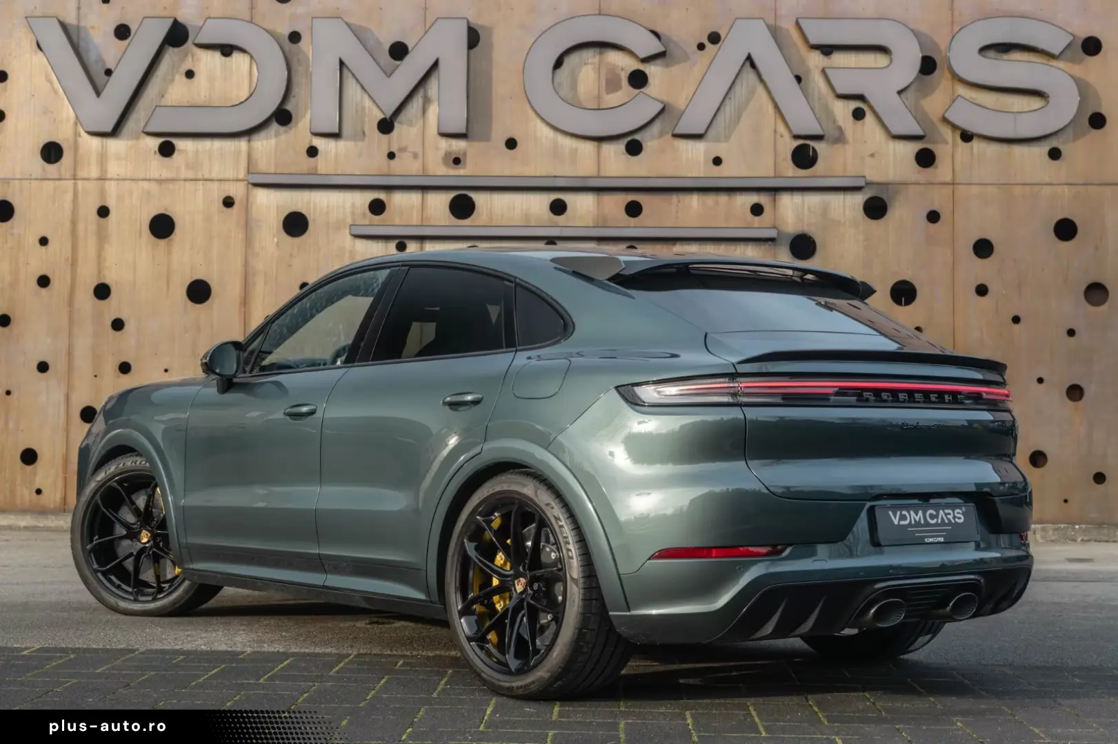Porsche Cayenne Coupe Turbo E-Hybrid   PTS   GT PACKAGE