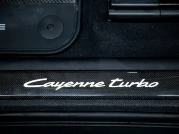 Porsche Cayenne Coupe Turbo E-Hybrid   PTS   GT PACKAGE