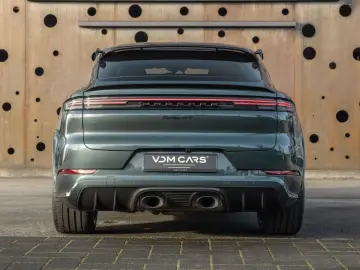 Porsche Cayenne Coupe Turbo E-Hybrid   PTS   GT PACKAGE